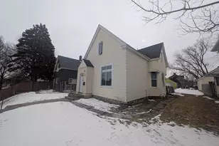 758 Jenks Ave, Saint Paul, MN 55106 - Photo 1