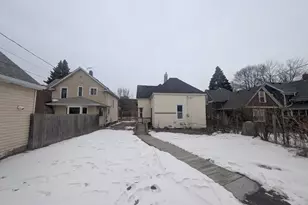 758 Jenks Ave, Saint Paul, MN 55106 - Photo 3