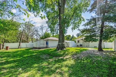5006 Zenith Avenue N, Brooklyn Center, MN 55429 - Photo 33