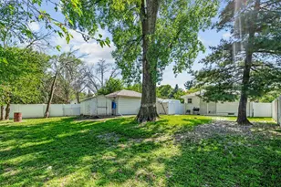 5006 Zenith Ave N, Brooklyn Center, MN 55429 - Photo 33
