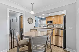 5006 Zenith Ave N, Brooklyn Center, MN 55429 - Photo 9