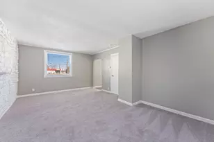 1041 Western Ave N, Saint Paul, MN 55117 - Photo 5