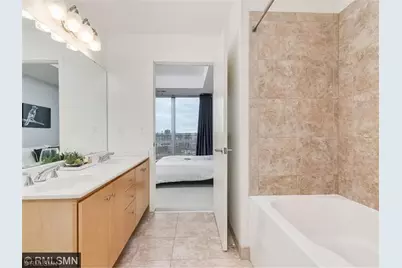 929 Portland Avenue #1011, Minneapolis, MN 55404 - Photo 9