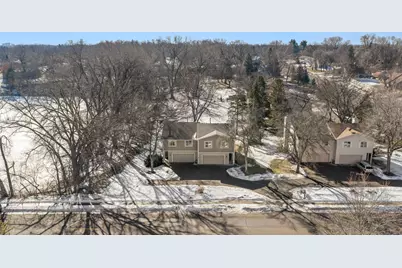 7833 23rd Avenue N, Golden Valley, MN 55427 - Photo 3