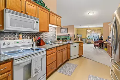 215 9th Avenue N, South Saint Paul, MN 55075 - Photo 9