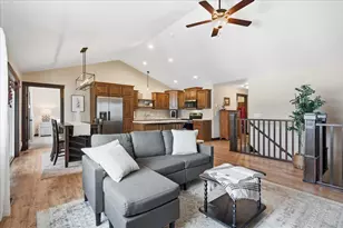 6362 Wilder Ln, Eau Claire, WI 54703 - Photo 3