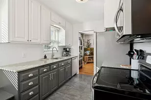 3221 Georgia Ave S, Saint Louis Park, MN 55426 - Photo 13