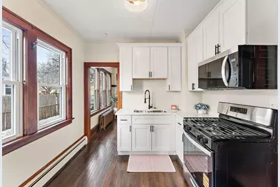 2034 Stillwater Avenue E, Saint Paul, MN 55119 - Photo 3