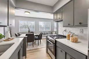 2341 Unity Ave N, Golden Valley, MN 55422 - Photo 15