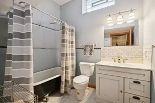 219 Morgan Ave N, Minneapolis, MN 55405 - Photo 43