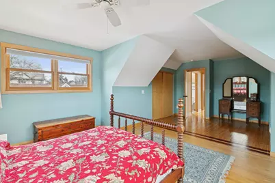 219 Morgan Avenue N, Minneapolis, MN 55405 - Photo 31