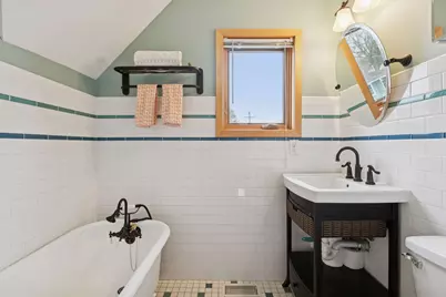 219 Morgan Avenue N, Minneapolis, MN 55405 - Photo 33