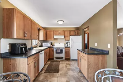 7676 Labeaux Avenue NE, Albertville, MN 55301 - Photo 15