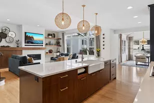 7801 W 95th St, Bloomington, MN 55438 - Photo 11