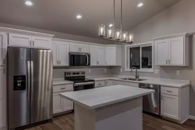 3234 36th Avenue S, Moorhead, MN 56560 - Photo 7