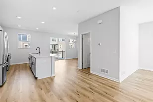 7614 Connie Ln, Inver Grove Heights, MN 55076 - Photo 15