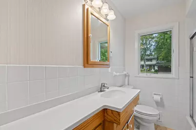 2033 Virginia Avenue S, Saint Louis Park, MN 55426 - Photo 15