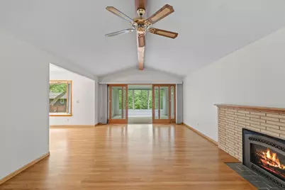 2033 Virginia Avenue S, Saint Louis Park, MN 55426 - Photo 3