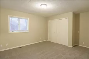 38 Winona St W, Saint Paul, MN 55107 - Photo 13