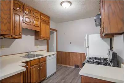 3555 Queen Ave N, Minneapolis, MN 55412 - Photo 5