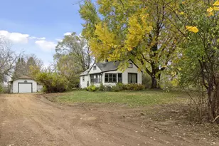 285 N Old Crystal Bay Rd, Orono, MN 55356 - Photo 5