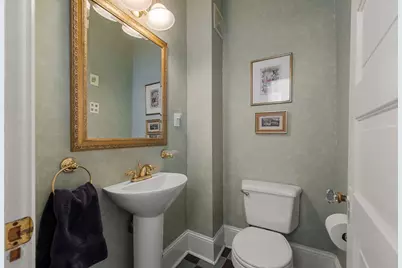 2017 Girard Avenue S, Minneapolis, MN 55405 - Photo 33