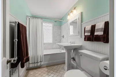 2017 Girard Avenue S, Minneapolis, MN 55405 - Photo 37