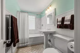 2017 Girard Ave S, Minneapolis, MN 55405 - Photo 37