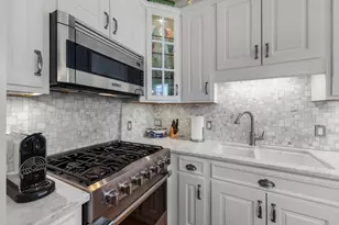 2017 Girard Ave S, Minneapolis, MN 55405 - Photo 25