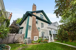 2017 Girard Ave S, Minneapolis, MN 55405 - Photo 77