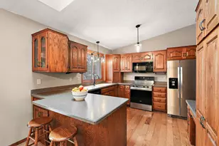 276 Twin Lake Trail, Little Canada, MN 55127 - Photo 7