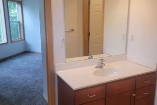 3049 Chamberlain Street N, Maplewood, MN 55109 - Photo 15