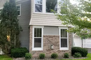 3049 Chamberlain Street N, Maplewood, MN 55109 - Photo 3