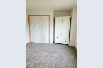 3049 Chamberlain Street N #4, Maplewood, MN 55109 - Photo 19