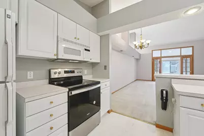 7548 Ojibway Park, Woodbury, MN 55125 - Photo 13