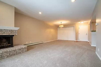 4710 58th Avenue N #303, Crystal, MN 55429 - Photo 7