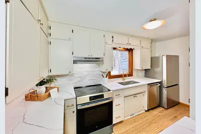 9052 Jackson Avenue, Circle Pines, MN 55014 - Photo 5