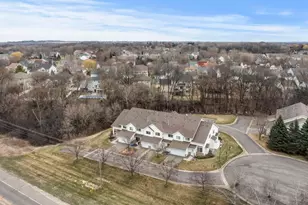 20504 Erin Ct, Farmington, MN 55024 - Photo 3