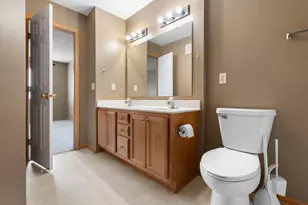 20504 Erin Ct, Farmington, MN 55024 - Photo 29