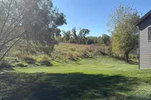 2804 Oaklawn Dr, Northfield, MN 55057 - Photo 7