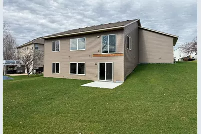 2804 Oak Lawn Drive, Northfield, MN 55057 - Photo 5