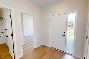 2804 Oaklawn Dr, Northfield, MN 55057 - Photo 9