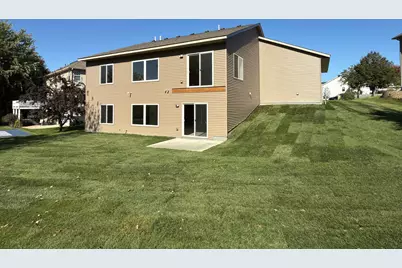 2804 Oak Lawn Drive, Northfield, MN 55057 - Photo 5