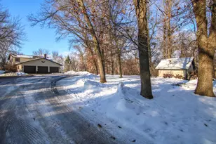 4304 Tamara Dr, Eau Claire, WI 54701 - Photo 3