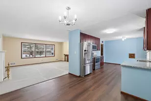 1051 Tiller Ln, Shoreview, MN 55126 - Photo 5