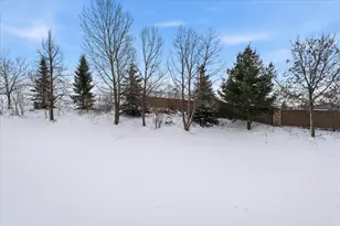 4212 Parkview Ln, Anoka, MN 55303 - Photo 9