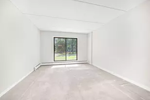 10411 Cedar Lake Rd, Minnetonka, MN 55305 - Photo 17