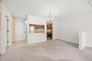 10411 Cedar Lake Rd, Minnetonka, MN 55305 - Photo 13