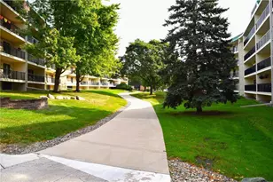 10411 Cedar Lake Rd, Minnetonka, MN 55305 - Photo 41