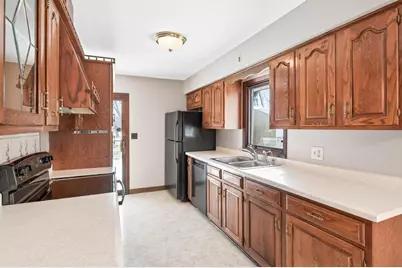 6381 Rath Drive, Woodbury, MN 55125 - Photo 11